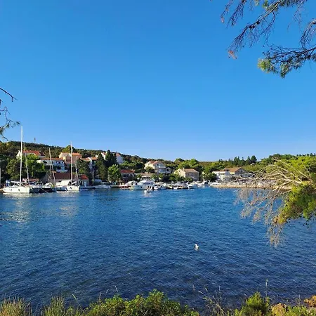 アパート Mirko A1 *